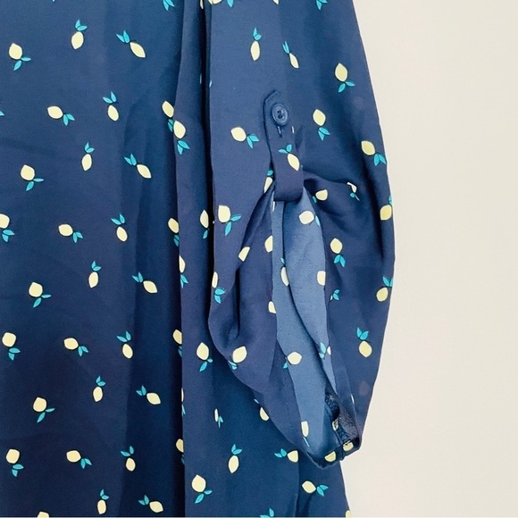 Catherine’s Lemon Print Navy Blue Button Up Top 2X Petite 22W 24W - Picture 5 of 7